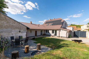 U Lokajů, Rašovice